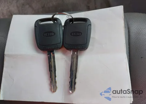 2006 Toyota Camry Xle V6 from USA, damaged, VIN 4T1BF30K66U621606